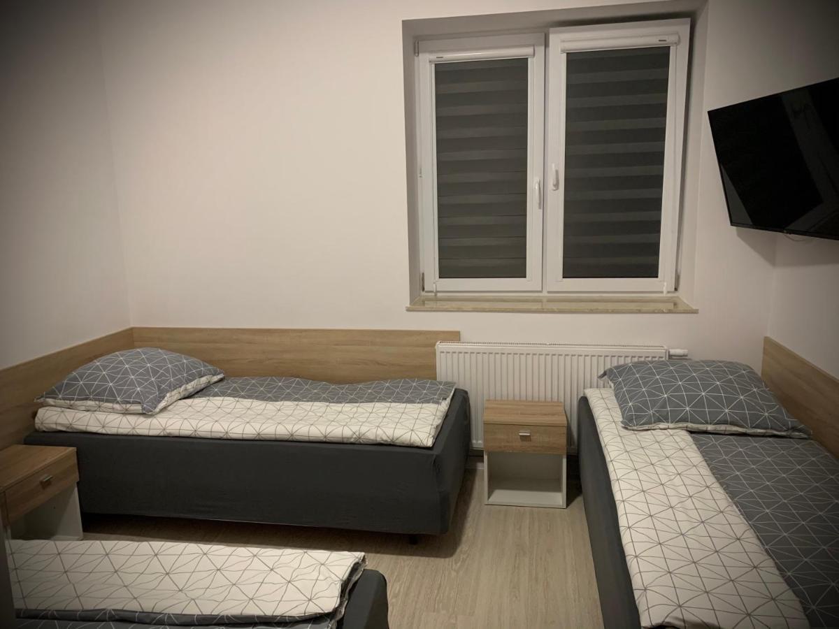 Hostel Sportowa Plonsk Exterior photo